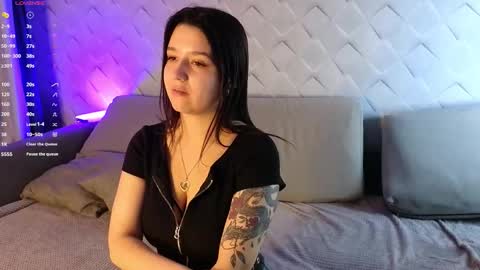 Alex online show from October 3, 7:44 pm