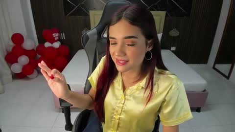 lolly18_ online show from February 26, 12:03 pm