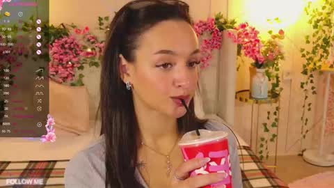 Lolly online show from October 14, 5:08 am