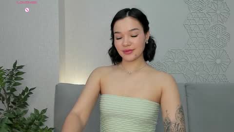 lolly_turner online show from November 28, 2:47 am