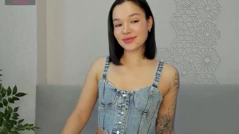 lolly_turner online show from January 11, 5:34 am