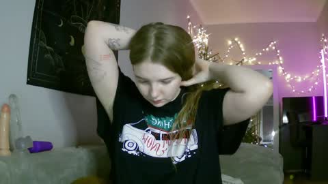 Lilly online show from January 9, 4:49 pm