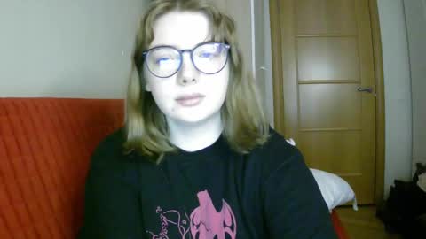 Lilly online show from February 3, 7:18 am