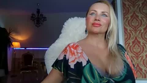 Roxy online show from December 26, 2:05 pm