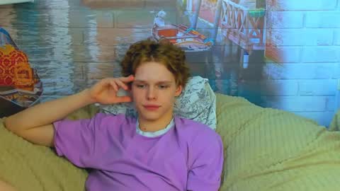 Nelis online show from April 17, 3:48 pm