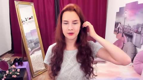 Snapshot of lolomercier chatting on February 23, 2:18 am LoloMercier online show from February 23, 2:18 am