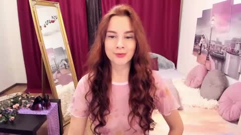 Snapshot of lolomercier chatting on March 6, 9:53 pm LoloMercier online show from March 6, 9:53 pm