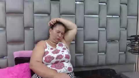 loly47 online show from October 24, 11:34 pm