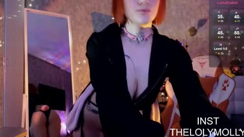 Molli online show from March 7, 10:01 am