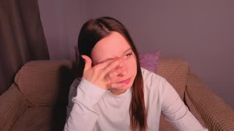 lolytarose online show from June 2, 1:29 am