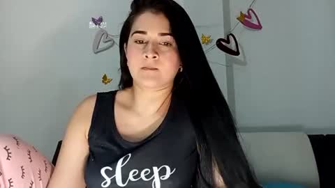 Snapshot of lomaslindosoyyo chatting on July 21, 9:28 pm estehfania online show from July 21, 9:28 pm