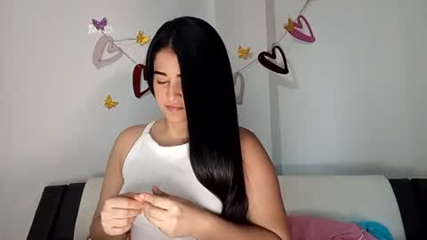 Snapshot of lomaslindosoyyo chatting on August 8, 10:56 pm estehfania online show from August 8, 10:56 pm