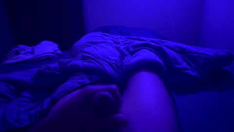 LoMein online show from November 17, 2:50 am