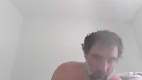 THE SEXIEST MAN ALIVE online show from June 6, 7:51 pm
