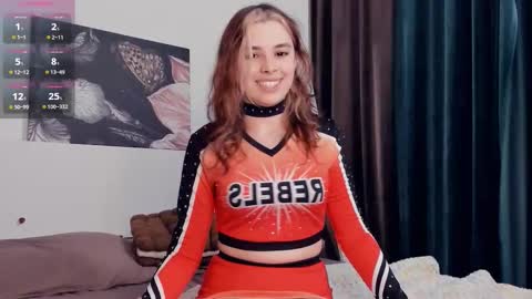 Lona online show from October 7, 6:49 pm