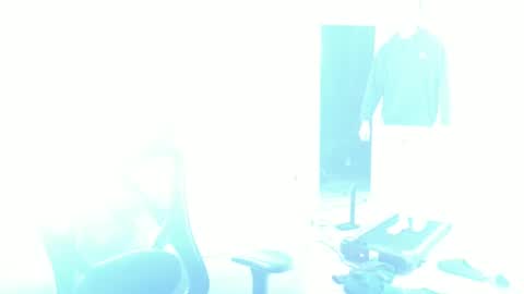 Snapshot of londonboy918070 chatting on March 5, 2:34 pm londonboy918070 online show from March 5, 2:34 pm