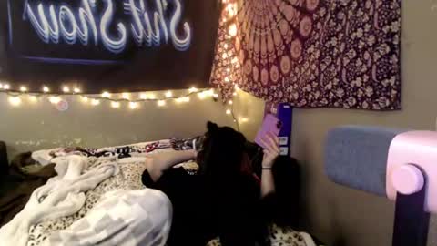 Snapshot of londonray chatting on June 24, 9:58 pm londonray online show from June 24, 9:58 pm