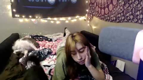 Snapshot of londonray chatting on July 1, 10:31 pm londonray online show from July 1, 10:31 pm