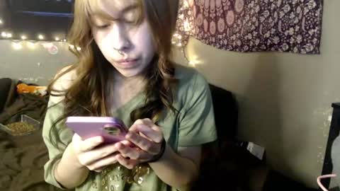 Snapshot of londonray chatting on July 12, 11:07 pm londonray online show from July 12, 11:07 pm