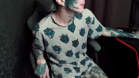 Chris online show from November 9, 7:56 pm