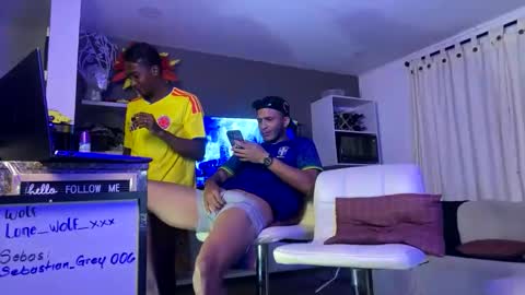 Snapshot of lone_wolf_3x chatting on March 27, 7:47 am lone_wolf_3x online show from March 27, 7:47 am