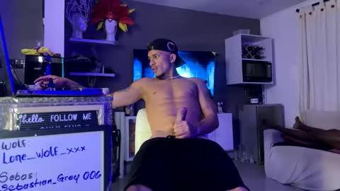 Snapshot of lone_wolf_3x chatting on April 1, 3:18 am lone_wolf_3x online show from April 1, 3:18 am