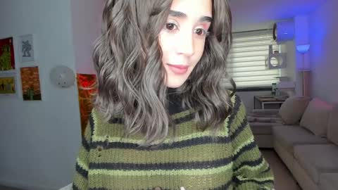 Snapshot of lonelly_lolly98 chatting on January 4, 8:37 pm SABRINA online show from January 4, 8:37 pm