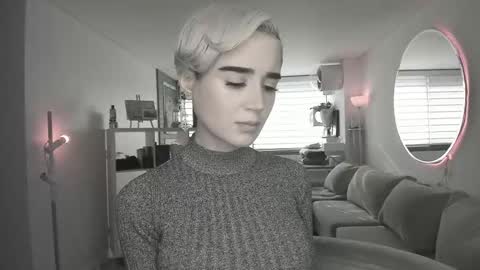 Snapshot of lonelly_lolly98 chatting on February 27, 9:25 pm SABRINA online show from February 27, 9:25 pm