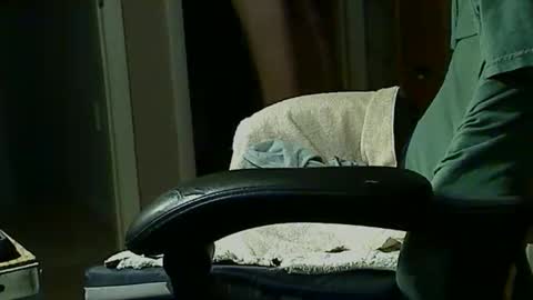 Snapshot of lonely4u62 chatting on May 29, 10:02 am Burt online show from May 29, 10:02 am