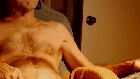 Snapshot of lonely4u62 chatting on July 15, 8:52 am Burt online show from July 15, 8:52 am