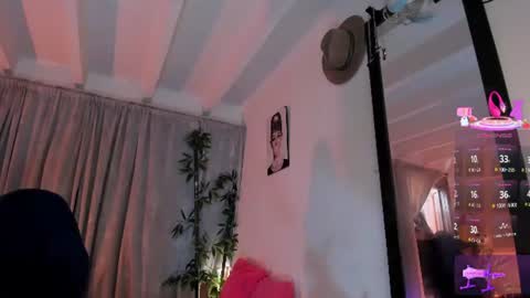 Jennifer  online show from July 13, 4:32 pm