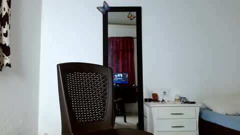 lonelydick2002 online show from July 29, 6:44 am