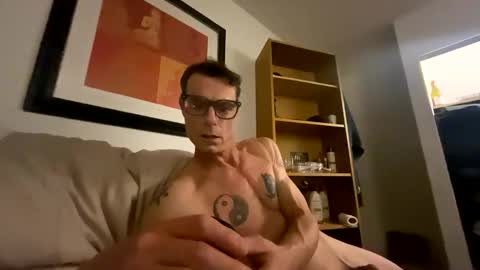 Snapshot of lonelylover2hard chatting on May 23, 8:51 am lonelylover2hard online show from May 23, 8:51 am