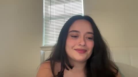 Snapshot of lonelypao chatting on December 18, 9:21 pm Paola online show from December 18, 9:21 pm