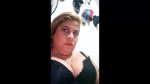 Snapshot of lonelywoman44 chatting on February 1, 2:10 am lonelywoman44 online show from February 1, 2:10 am