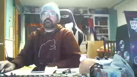 longandcut99 online show from October 13, 4:51 pm