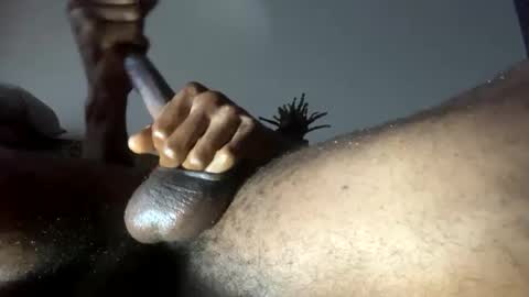 Snapshot of longdsmeag chatting on January 1, 7:32 pm longdsmeag online show from January 1, 7:32 pm