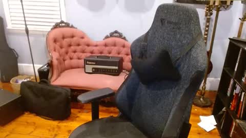 longhair online show from September 14, 11:59 pm