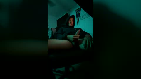 Snapshot of longjxhn69_ chatting on August 5, 7:11 am longjxhn69_ online show from August 5, 7:11 am