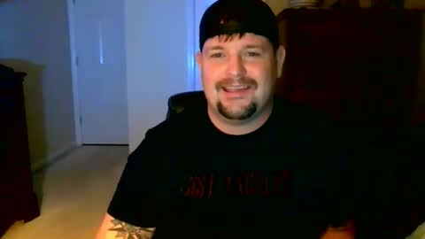 Snapshot of longlastingviking chatting on December 13, 11:54 pm longlastingviking online show from December 13, 11:54 pm