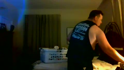 Snapshot of longlastingviking chatting on December 14, 11:20 pm longlastingviking online show from December 14, 11:20 pm