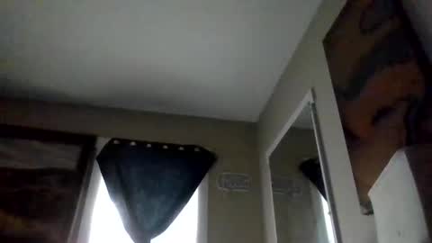 Longlegs online show from April 7, 12:27 pm