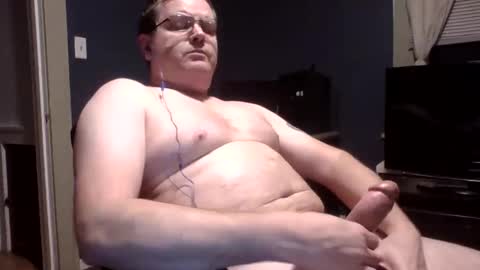 Snapshot of longndeep75 chatting on January 4, 4:33 am longndeep75 online show from January 4, 4:33 am