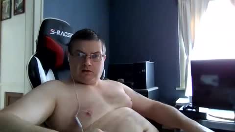 Snapshot of longndeep75 chatting on March 1, 7:38 pm longndeep75 online show from March 1, 7:38 pm