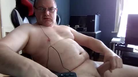 Snapshot of longndeep75 chatting on March 28, 4:39 pm longndeep75 online show from March 28, 4:39 pm