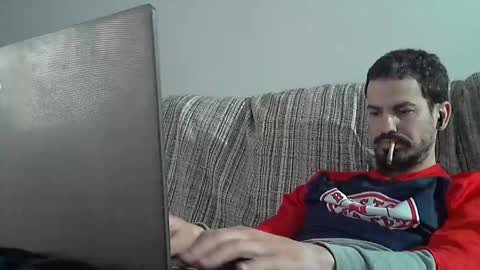 Alejandro Rulitos Twitter longnight55 Intagram 5longnight5 online show from February 13, 4:17 pm