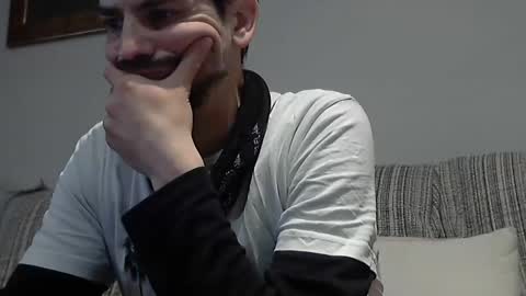 Alejandro Rulitos Twitter longnight55 Intagram 5longnight5 online show from February 18, 8:03 pm