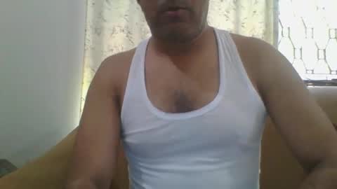 Snapshot of longthick1985 chatting on April 12, 6:29 am Lleida-man online show from April 12, 6:29 am