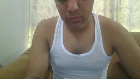 Snapshot of longthick1985 chatting on April 19, 10:25 am Lleida-man online show from April 19, 10:25 am