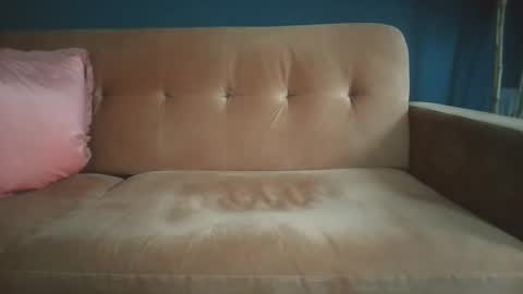 Snapshot of longwet1 chatting on January 7, 9:40 am longwet1 online show from January 7, 9:40 am